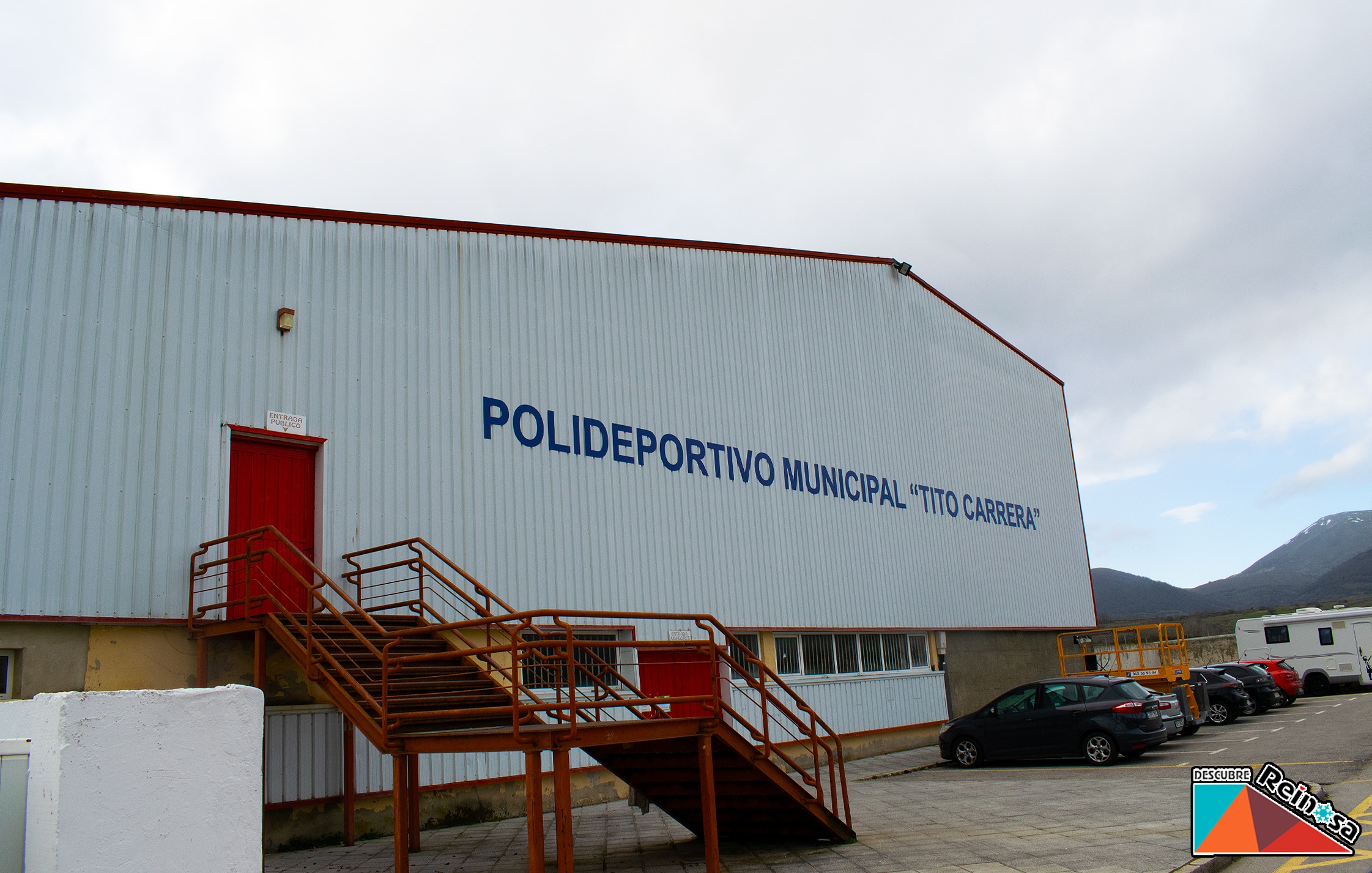 Polideportivo Municipal Tito Carrera